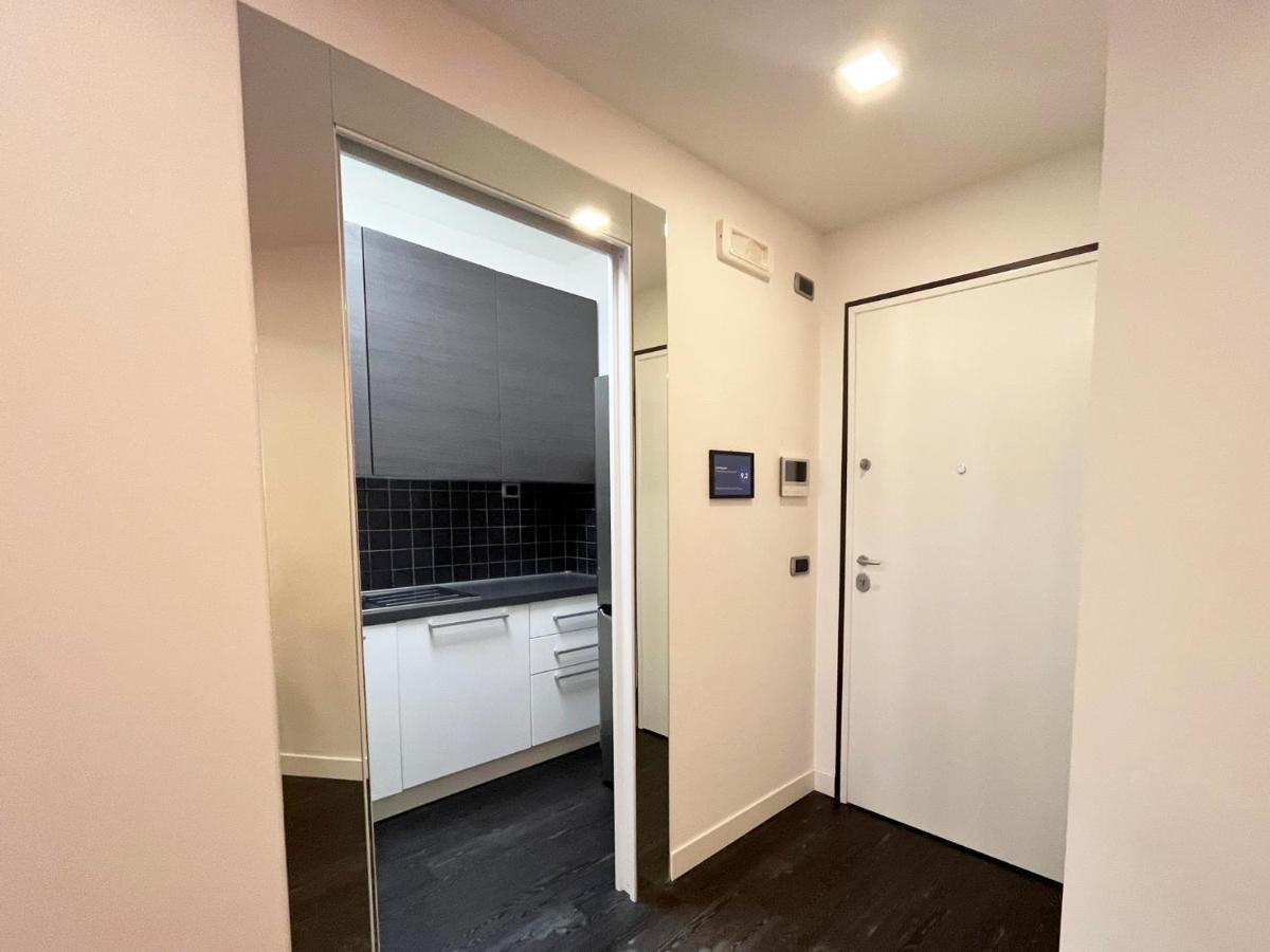 Elegante Bilocale Torre Pontina Apartment Latina Exterior foto